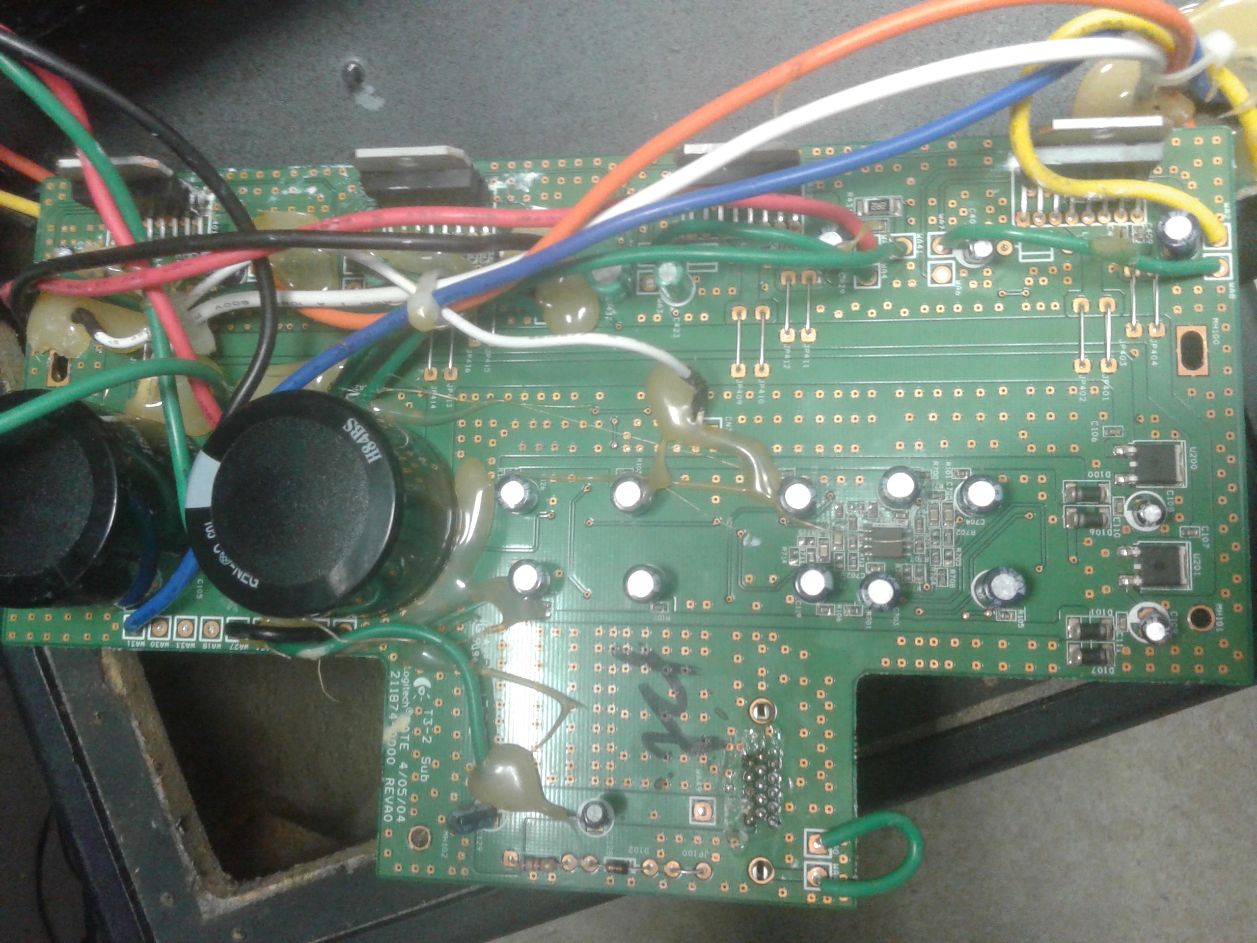 Fern Traktat udledning Need help on Logitech Z-2300 | Electronics Forum (Circuits, Projects and  Microcontrollers)