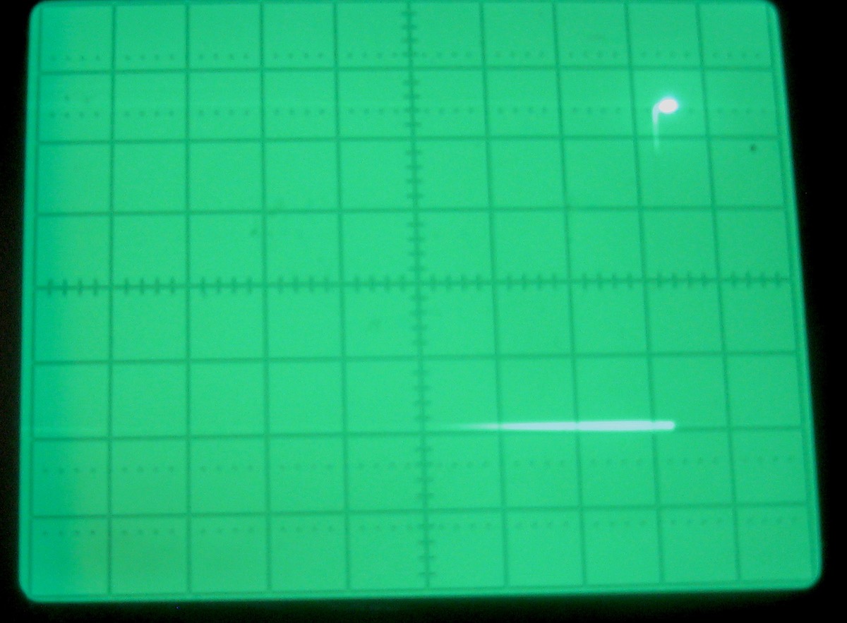 Gate Pulse 22.5 volts.jpg