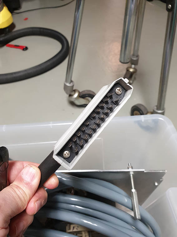 Pack Connector1.jpg