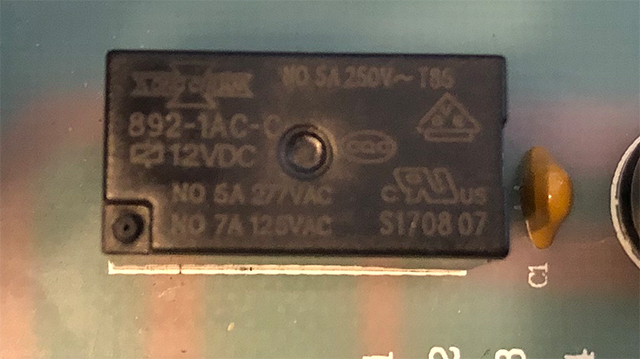 119437