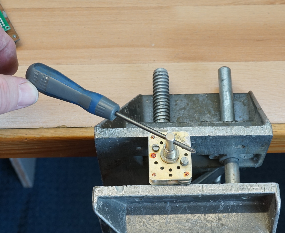 Switch Modified 2 Notch Down.JPG
