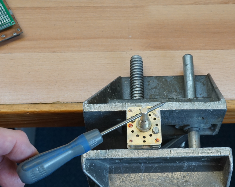 Switch Modified 2 Notch Up.JPG
