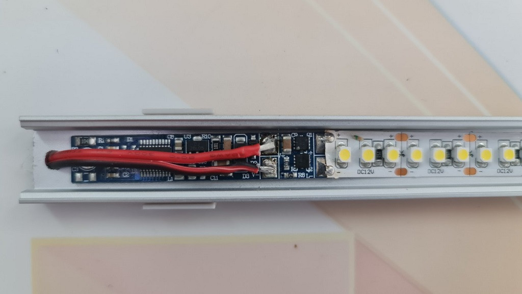 Touch_Aluminium_LED_Profile_Touch_Switch_Dimmer_TD011_Volka_Lighting_3__37175.jpg