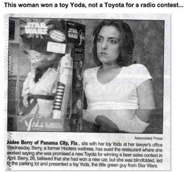 Toy+yoda+oops_6874af_3800220.jpg