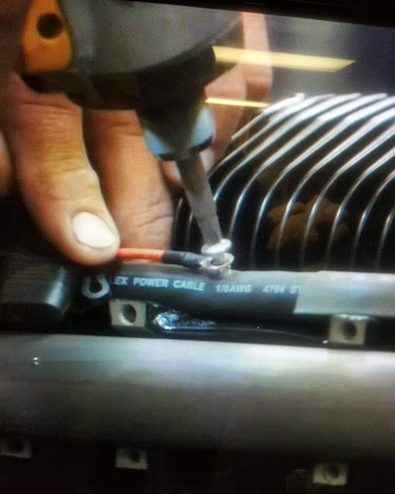 Wire tap screw.jpg