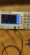 visible jump of OPAMP output around signal crossover.jpg