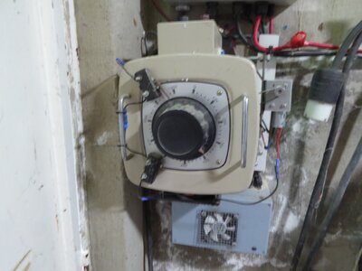 05Variac + rectifier.JPG