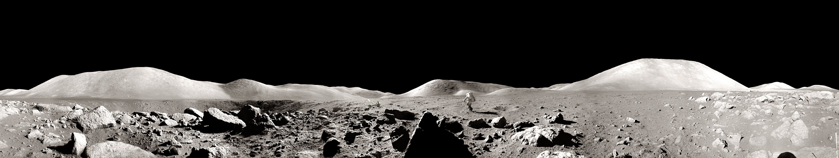 Moon%20Apollo%2017%20panorama.jpg